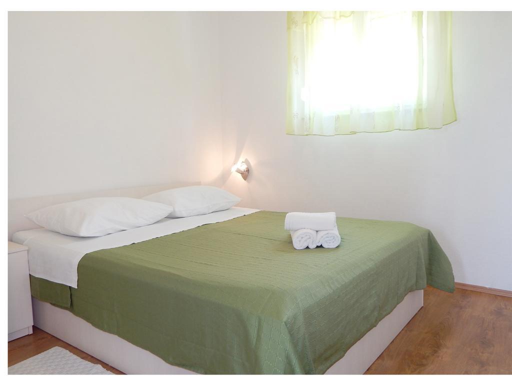 Apartments Nedjeljka Ražanj Habitación foto