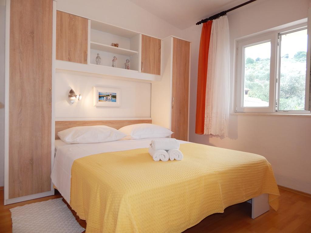 Apartments Nedjeljka Ražanj Habitación foto