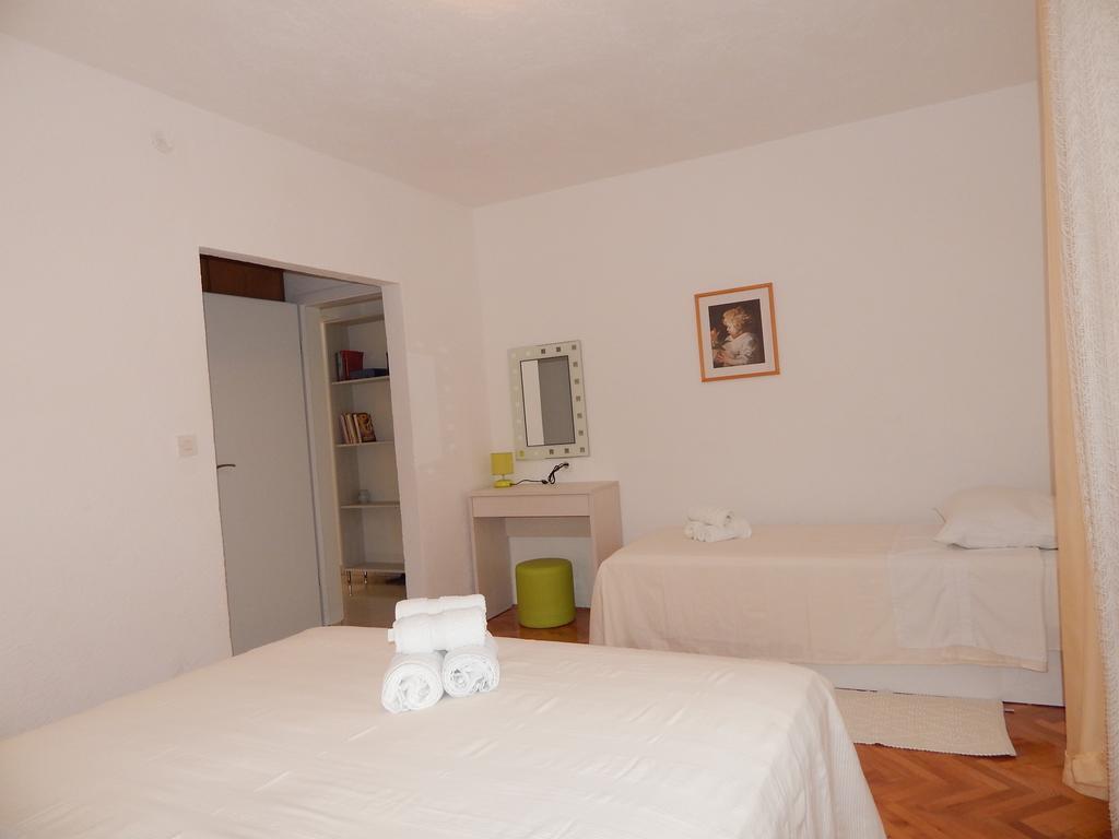 Apartments Nedjeljka Ražanj Habitación foto